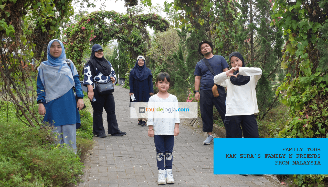 paket study tour jogja - zura family - tourdejogja